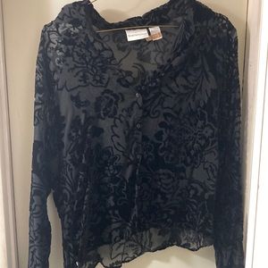 Worthington Black Velvet/Sheer Blouse.  Size 18.
